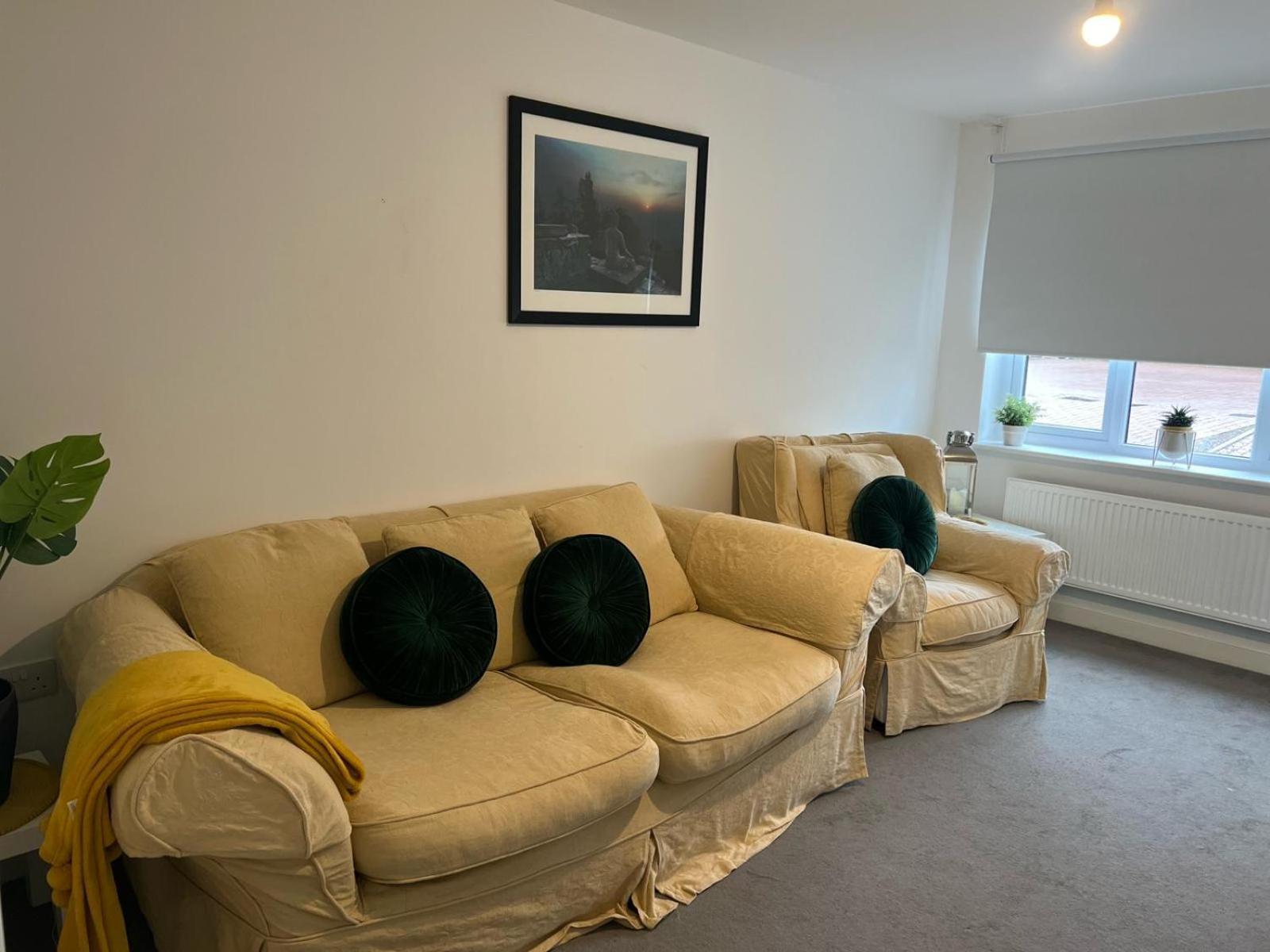 Village House St Mellons - Close To A48 And M4 Cardiff Esterno foto